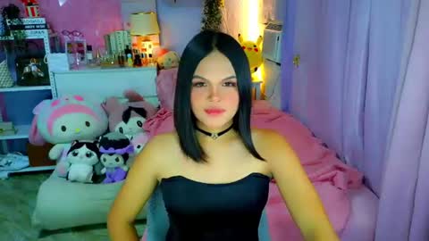 Mia online show from 06-26-26, 04:28