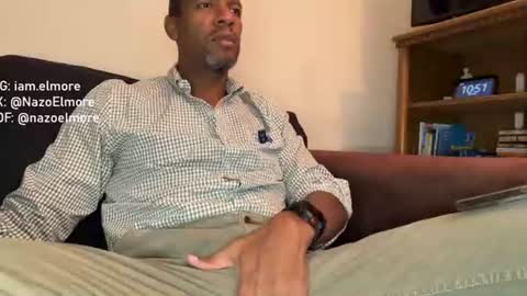 My name is Robert  Dont be shysay hi I love to chat. For requests or dirty talk please use tips  online show from 07-15-26, 04:51
