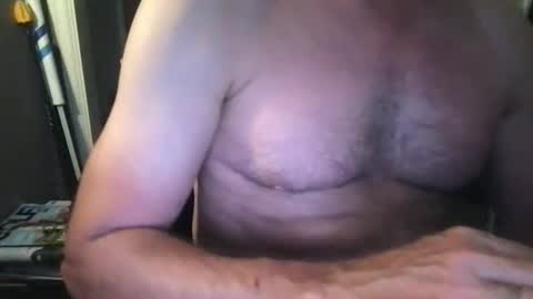 Snapshot of callum5555 chatting on 05-27-26, 07:00 callum5555 online show from 05-27-26, 07:00