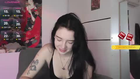 Snapshot of calmlilly chatting on 07-27-26, 08:54 Lilly online show from 07-27-26, 08:54