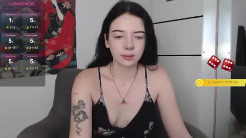 Snapshot of calmlilly chatting on 07-29-26, 08:34 Lilly online show from 07-29-26, 08:34