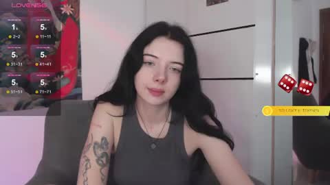 Snapshot of calmlilly chatting on 08-06-26, 06:37 Lilly online show from 08-06-26, 06:37