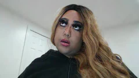 Snapshot of cals9x chatting on 12-04-24, 11:24 camzxoxox online show from 12-04-24, 11:24