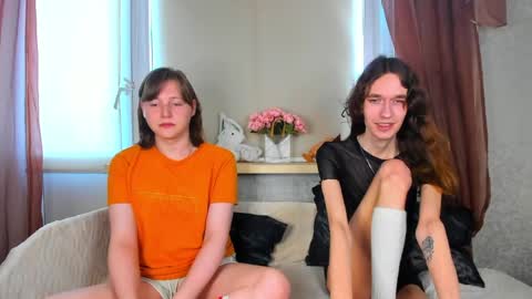 Snapshot of calvin_kevin_grem chatting on 05-10-26, 11:26 Calvin Kevin Grem online show from 05-10-26, 11:26