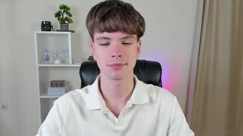 Hey I am Calvin  online show from 12-01-24, 07:03