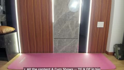 Hey I am Calvin  online show from 04-18-26, 07:07