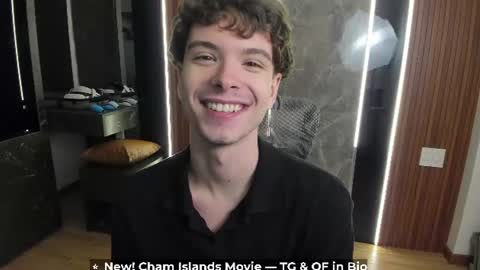 Hey I am Calvin  online show from 08-04-26, 03:25