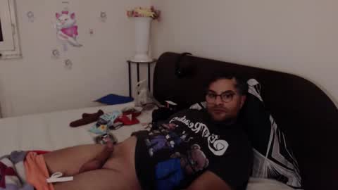 Calvinjohnlad online show from 11-19-25, 08:53