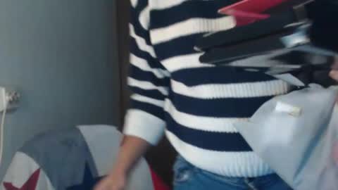 Snapshot of calvinjohnlad chatting on 02-08-26, 11:41 Calvinjohnlad online show from 02-08-26, 11:41