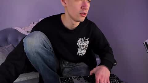 Calvin Owens online show from 02-08-25, 06:54