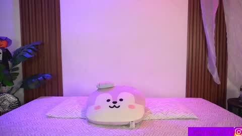 Calypso and Kayla online show from 10-23-25, 11:14