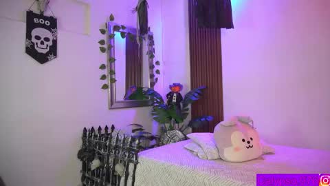 Calypso and Kayla online show from 11-01-25, 12:12