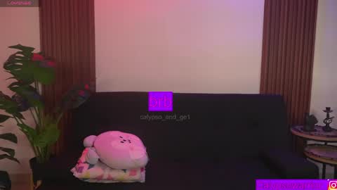 Calypso and Kayla online show from 04-14-26, 12:38