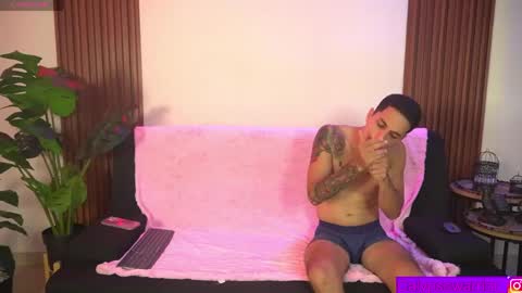 Calypso and Kayla online show from 04-17-26, 12:57