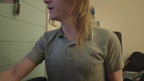 Snapshot of calypsocabal chatting on 11-09-25, 04:11 Calypso online show from 11-09-25, 04:11