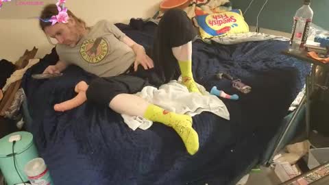 Calypso online show from 12-14-25, 01:33