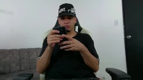 cam_xman online show from 04-13-26, 01:38