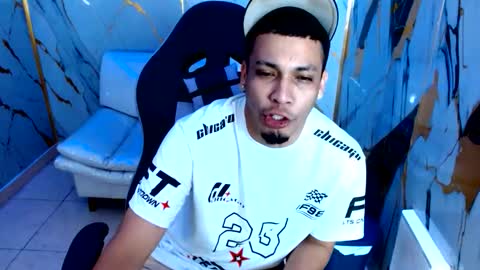 cam_xman online show from 06-07-26, 12:20