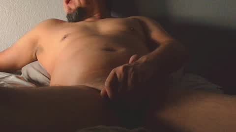 Snapshot of camaleon692021 chatting on 02-12-25, 07:13 Charly online show from 02-12-25, 07:13