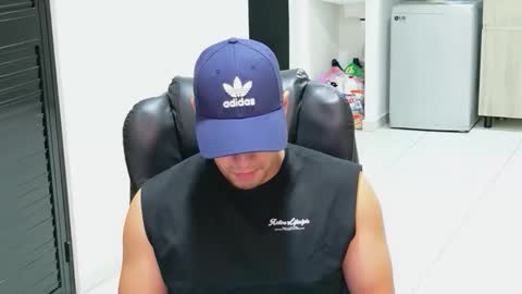 camara110 online show from 05-18-26, 11:54