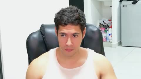 camara110 online show from 05-27-26, 01:57