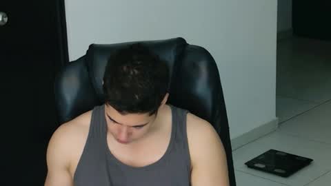 camara110 online show from 06-24-26, 01:37