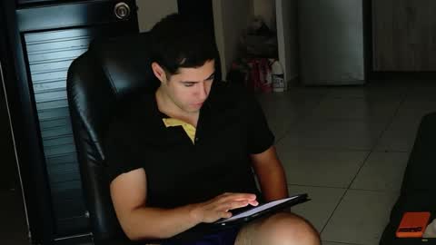 camara110 online show from 07-03-26, 12:28