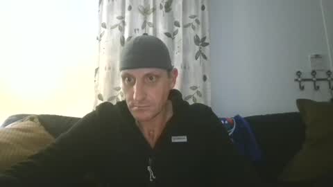 Chillaxin lets talk  online show from 02-11-25, 08:37