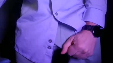 Snapshot of cambonianthe007 chatting on 10-27-25, 03:32 cambonianthe007 online show from 10-27-25, 03:32