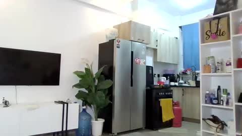 Snapshot of camclit chatting on 11-09-25, 12:14 Princess online show from 11-09-25, 12:14