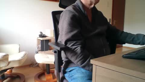 camcologne online show from 02-06-26, 09:34