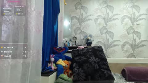 CamDiva1 online show from 11-08-25, 11:54