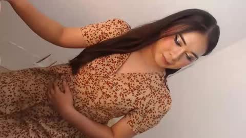 camela_star online show from 12-14-25, 05:40