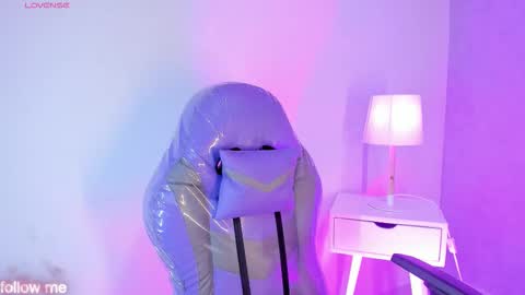 Camelia Smith online show from 02-06-26, 03:22