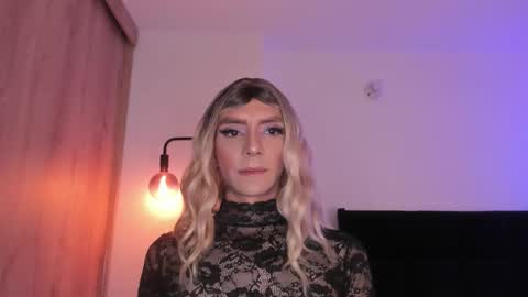 Snapshot of cameron_lyra chatting on 02-11-26, 01:32 Cameron online show from 02-11-26, 01:32