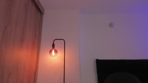 Snapshot of cameron_lyra chatting on 04-09-26, 02:00 Cameron online show from 04-09-26, 02:00