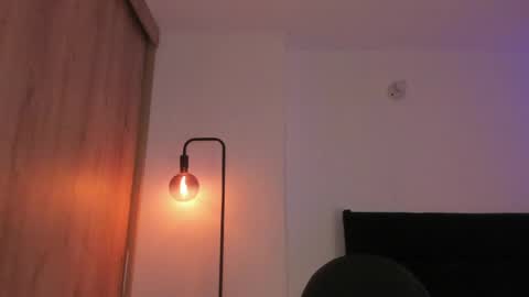 Snapshot of cameron_lyra chatting on 04-10-26, 12:49 Cameron online show from 04-10-26, 12:49