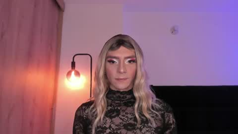 Snapshot of cameron_lyra chatting on 04-14-26, 01:44 Cameron online show from 04-14-26, 01:44