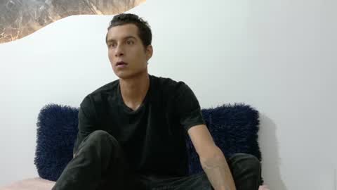 Snapshot of cameronsilverman chatting on 06-12-26, 10:19 cameronsilverman online show from 06-12-26, 10:19