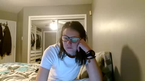 Snapshot of camforfunmoment chatting on 11-04-25, 12:54 camforfunmoment online show from 11-04-25, 12:54