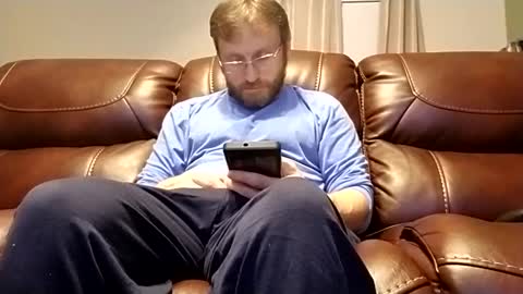 Snapshot of camguy2425 chatting on 01-18-25, 02:14 CamGuy online show from 01-18-25, 02:14