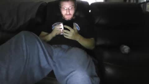 Snapshot of camguy2425 chatting on 05-18-26, 01:06 CamGuy online show from 05-18-26, 01:06