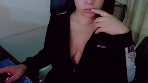 Snapshot of cami_bunnygirlx chatting on 09-27-25, 07:13 CAMI online show from 09-27-25, 07:13