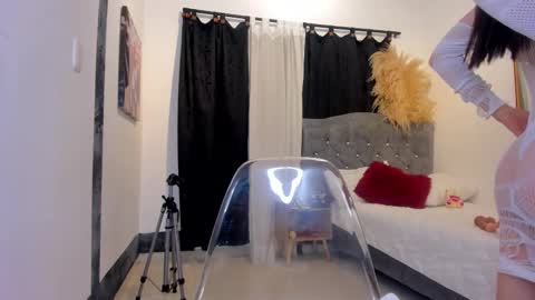   online show from 03-08-26, 12:30