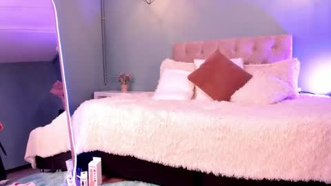 Cami online show from 05-01-26, 04:17