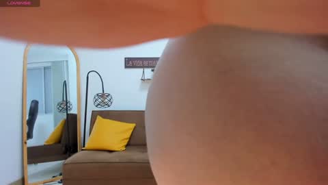 Camila online show from 01-29-25, 03:33