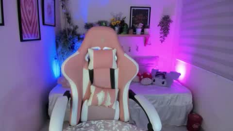 camila online show from 12-16-25, 02:38