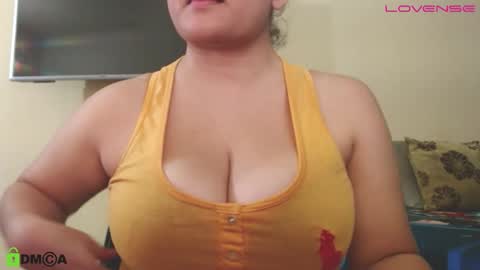 Camila  online show from 01-07-26, 04:20