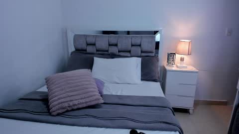 Camila buitrago online show from 04-21-26, 01:42