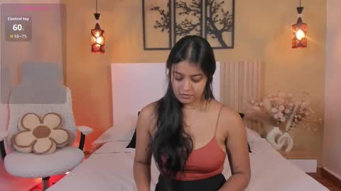 camila_bustamante_ online show from 11-19-25, 03:12